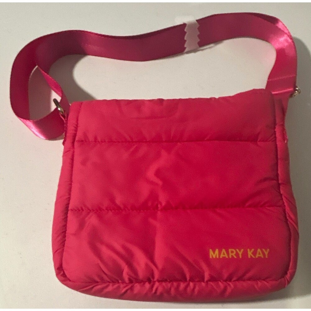 Mary Kay Pink Quilted Shoulder Bag Zip Top Striped Lining: BRAND NEW